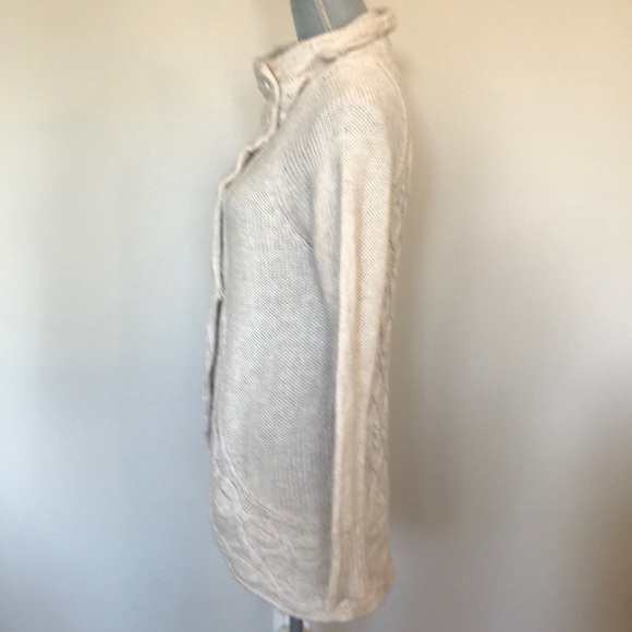 NWOT- Beautiful RW&Co long-sleeved sweater - Picture 5 of 7